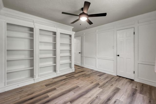 88 April Wind Drive S, Conroe, TX 77356