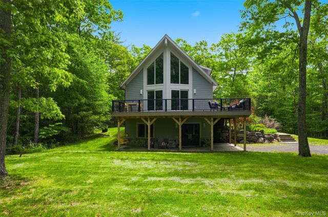 21 Woodland Lane, Palenville, NY 12463
