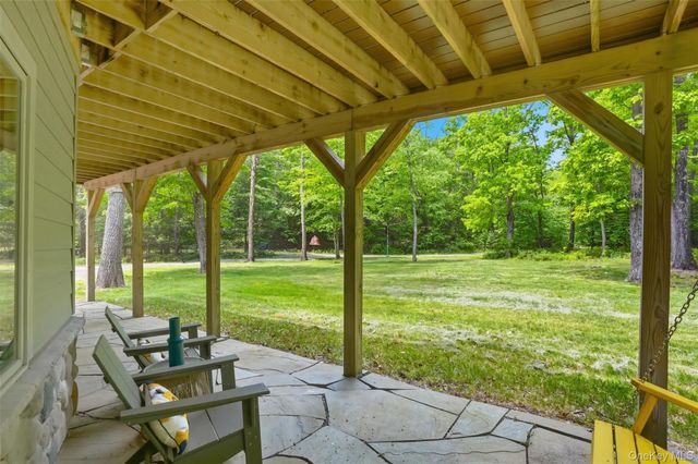 21 Woodland Lane, Palenville, NY 12463