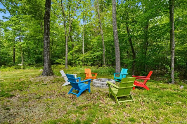 21 Woodland Lane, Palenville, NY 12463