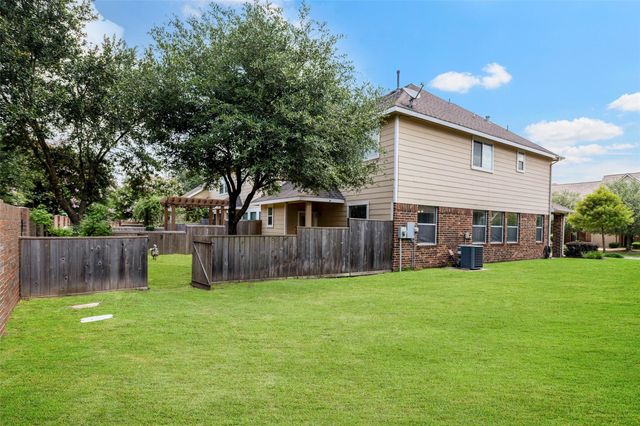 10519 Day Trail Lane, Spring, TX 77379