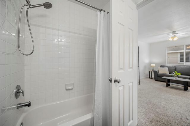 10519 Day Trail Lane, Spring, TX 77379