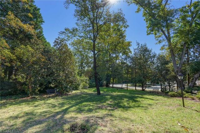 1833 Banking Street B6, Greensboro, NC 27408