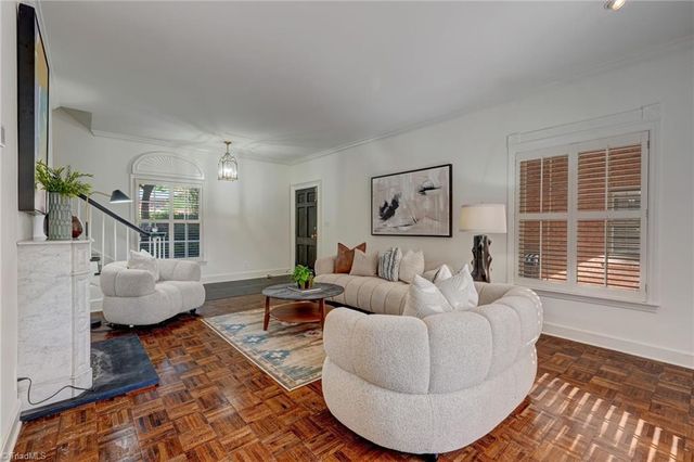 1833 Banking Street B6, Greensboro, NC 27408