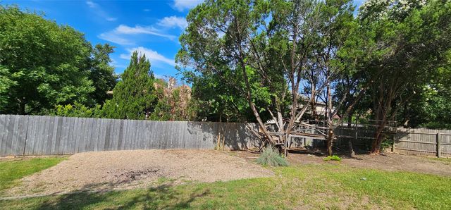 11505 Emerald Falls DR, Austin, TX 78738