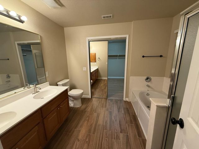11505 Emerald Falls DR, Austin, TX 78738