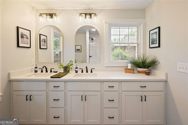 216 Austin Avenue NE, Marietta, GA 30060