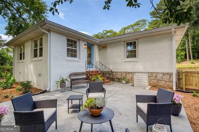 216 Austin Avenue NE, Marietta, GA 30060