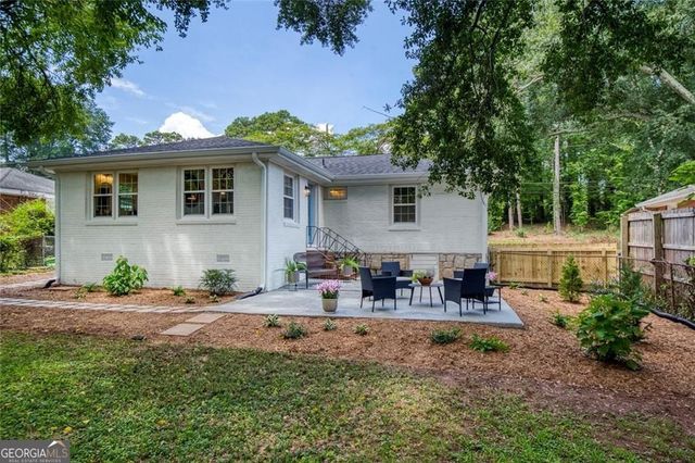 216 Austin Avenue NE, Marietta, GA 30060