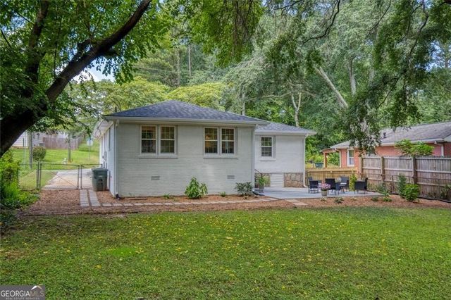 216 Austin Avenue NE, Marietta, GA 30060