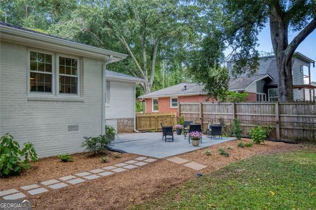 216 Austin Avenue NE, Marietta, GA 30060