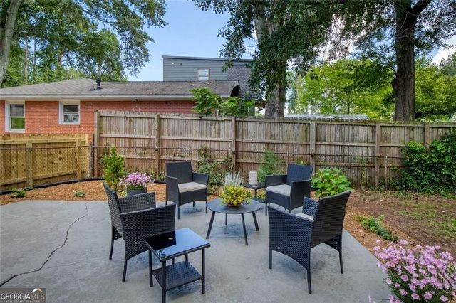 216 Austin Avenue NE, Marietta, GA 30060