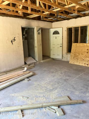 1817 Palm Boulevard, Melbourne, FL 32901