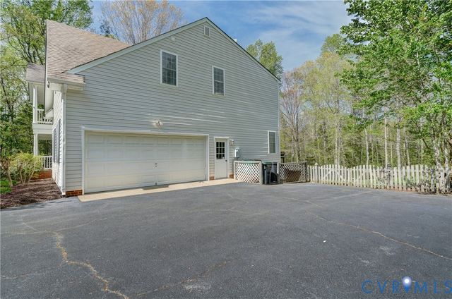 5114 Keitts Corner Rd, Mechanicsville, VA 23111