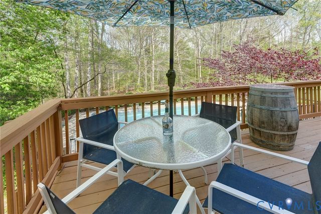 5114 Keitts Corner Rd, Mechanicsville, VA 23111