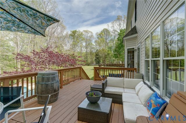 5114 Keitts Corner Rd, Mechanicsville, VA 23111