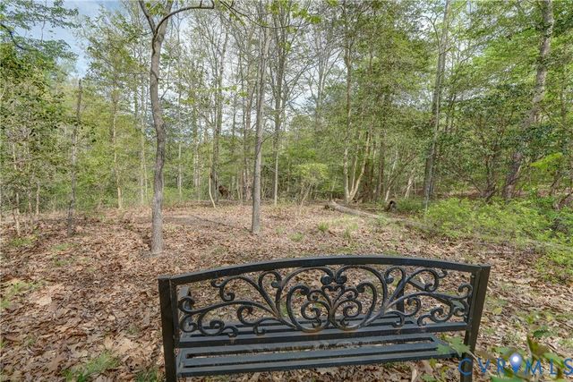 5114 Keitts Corner Rd, Mechanicsville, VA 23111