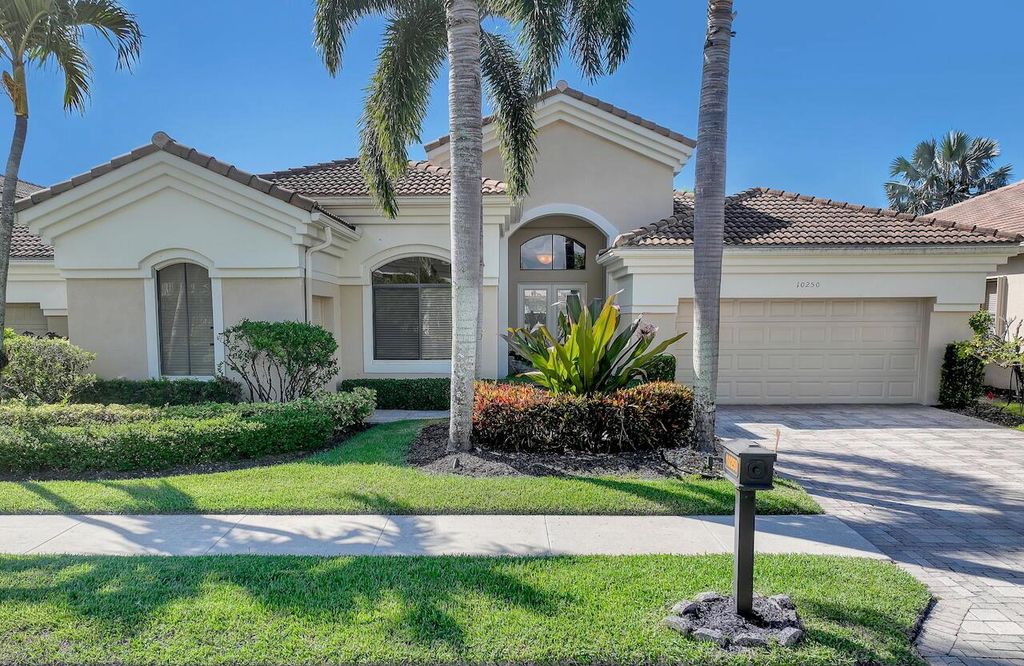 10250 Blue Heron Point, West Palm Beach, FL 33412