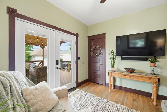 712 S 10th Street, Lafayette, IN 47905
