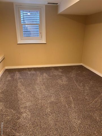 1466 Knights Ridge Court, Rochester Hills, MI 48306