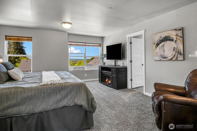 7029 82nd Drive NE, Marysville, WA 98270