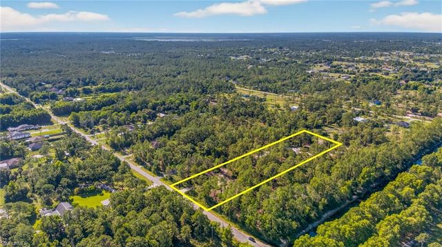 2344 52nd AVE NE, Naples, FL 34120