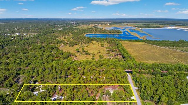 2344 52nd AVE NE, Naples, FL 34120