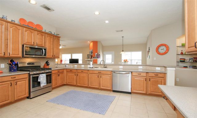 8206 Sierra Dawn Drive, Tomball, TX 77375