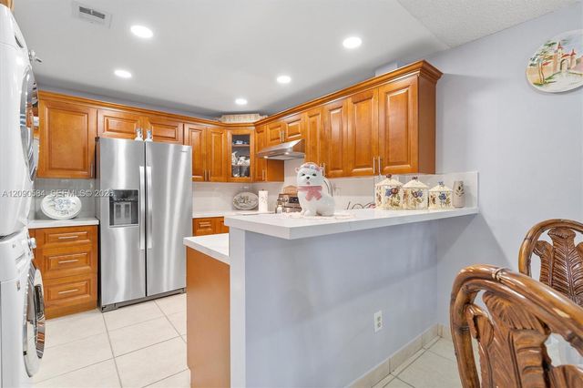 15420 SW 85th Lane 162, Miami, FL 33193