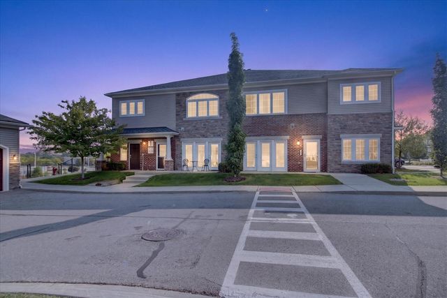 5512 Arbor Chase Drive, Ann Arbor, MI 48103