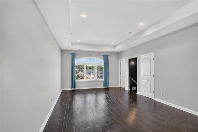 5512 Arbor Chase Drive, Ann Arbor, MI 48103