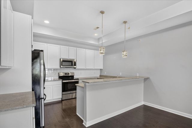 5512 Arbor Chase Drive, Ann Arbor, MI 48103