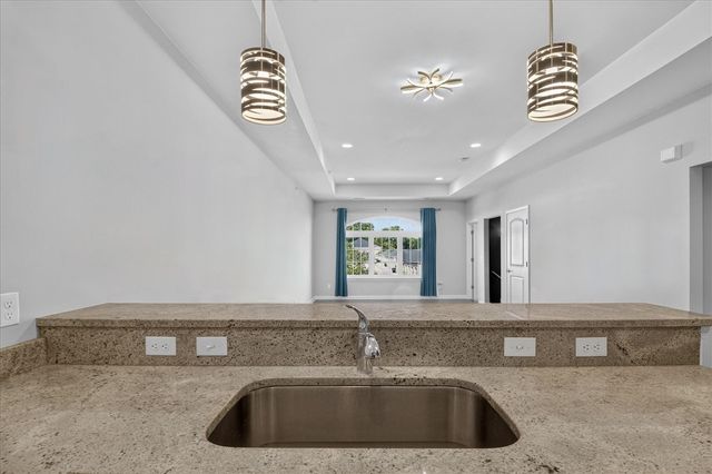5512 Arbor Chase Drive, Ann Arbor, MI 48103