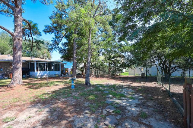 903 Tiffany Ln., North Myrtle Beach, SC 29582