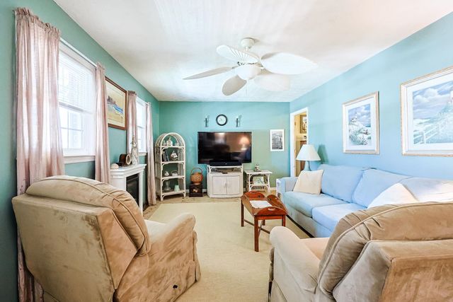 903 Tiffany Ln., North Myrtle Beach, SC 29582