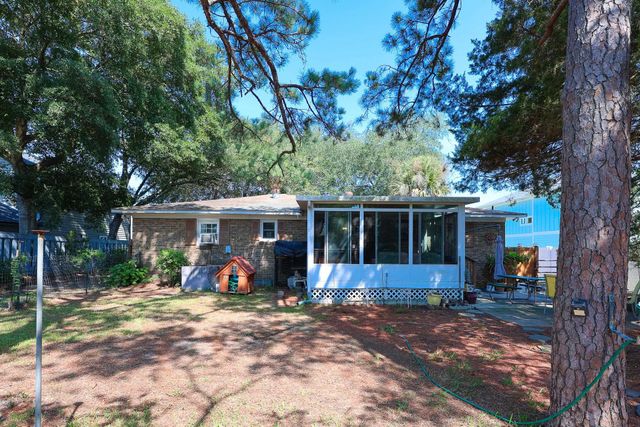 903 Tiffany Ln., North Myrtle Beach, SC 29582