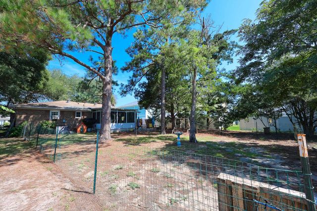 903 Tiffany Ln., North Myrtle Beach, SC 29582