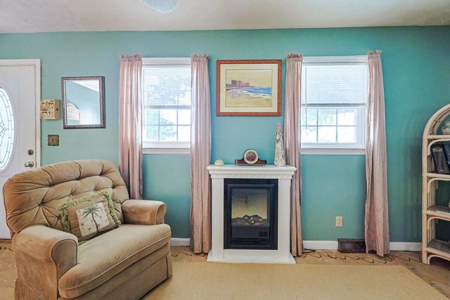 903 Tiffany Ln., North Myrtle Beach, SC 29582