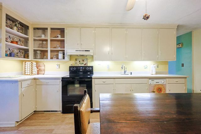 903 Tiffany Ln., North Myrtle Beach, SC 29582