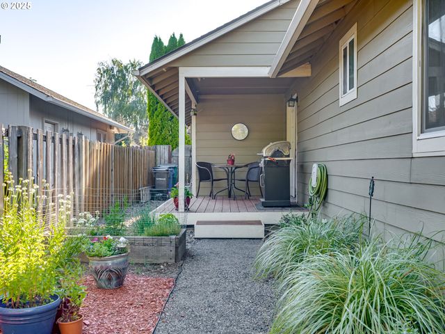 221 Ne 176TH Ave, Vancouver, WA 98684