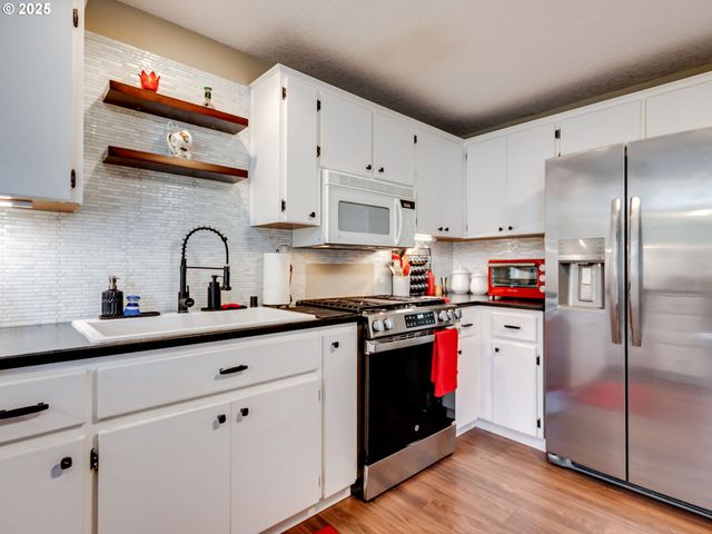 221 Ne 176TH Ave, Vancouver, WA 98684