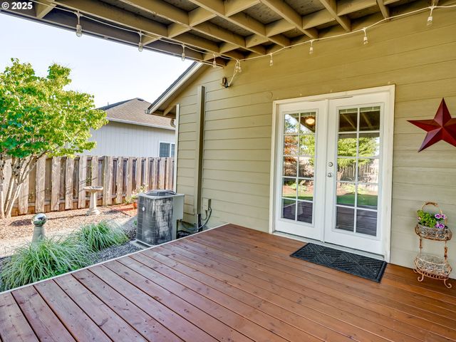 221 Ne 176TH Ave, Vancouver, WA 98684