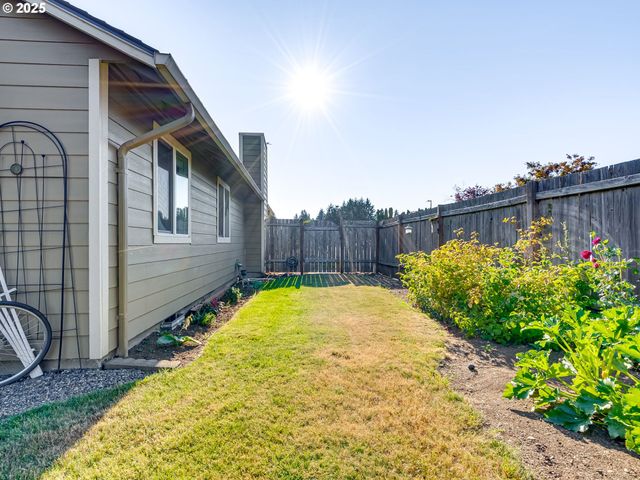 221 Ne 176TH Ave, Vancouver, WA 98684