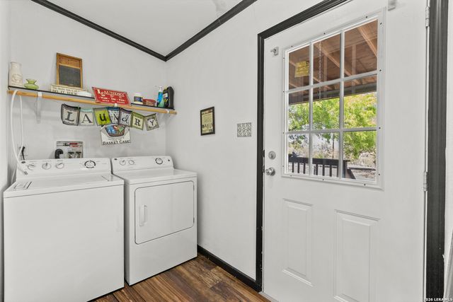 960 County Road 4511, Hondo, TX 78861