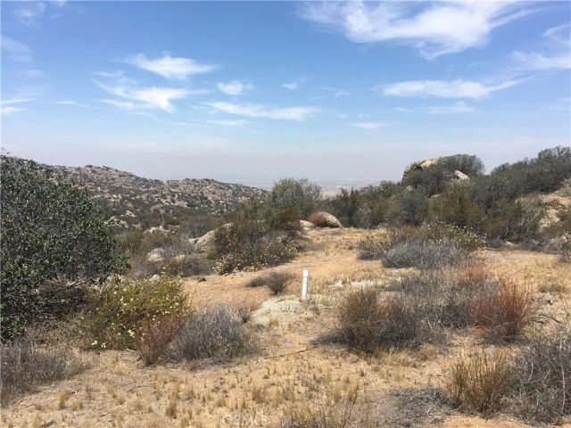 23016 Sky Mesa, Homeland, CA 92548
