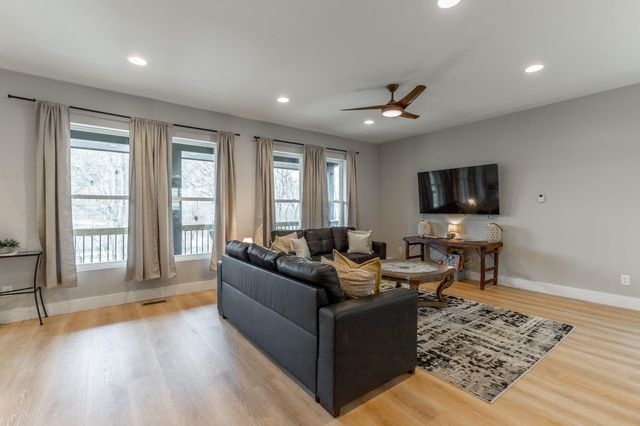 72 Rohan Lane, Chickamauga, GA 30707