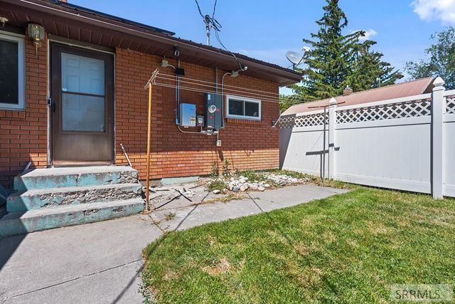 348 E 2nd N, Rigby, ID 83442
