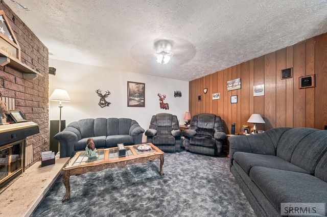 348 E 2nd N, Rigby, ID 83442