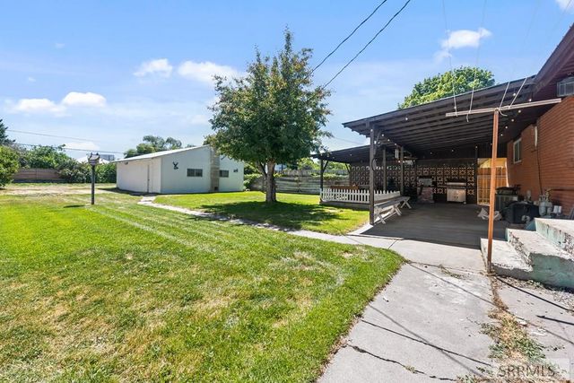 348 E 2nd N, Rigby, ID 83442