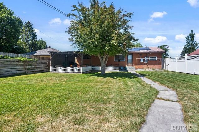348 E 2nd N, Rigby, ID 83442